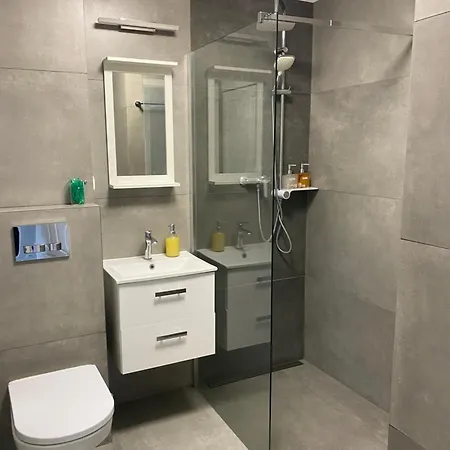333 Apartment *