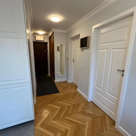 333 Lägenhet Warszawa